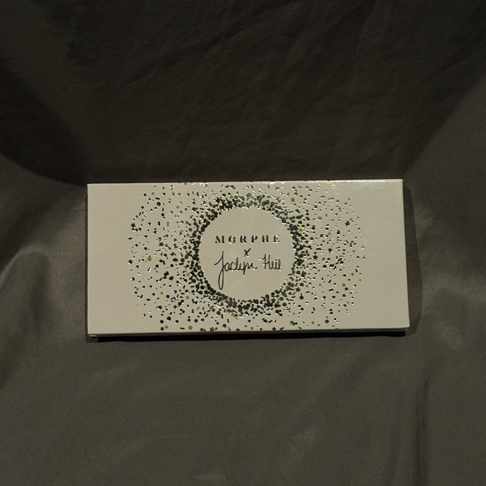 Morphe jaclyn hill vault pallet